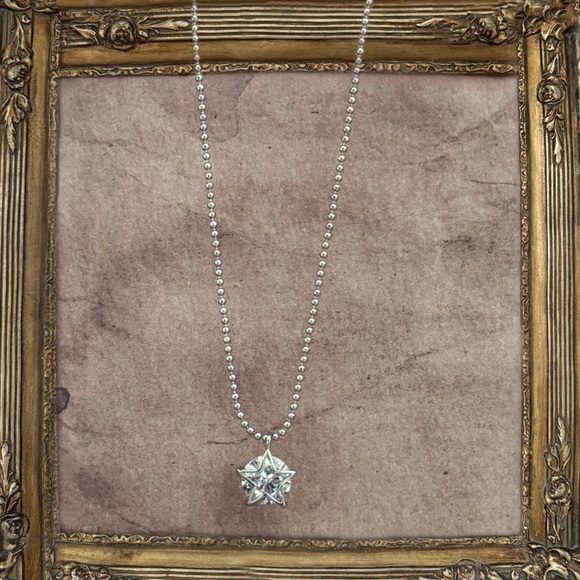 KATE SPADE • Silver Something Sparkly Star Pendant Necklace - Picture 4 of 4